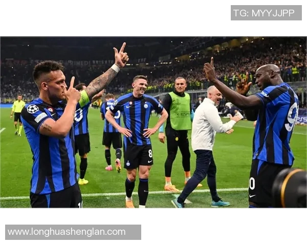 卢卡库重返赛场展现强大实力球迷期待他引领球队再创辉煌